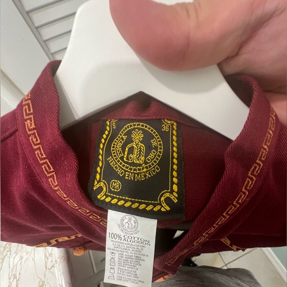 Size Small/ Medium Men’s Western Burgundy Shirt - Picture 4 of 7